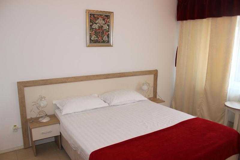 Double Room with Balcony image 1