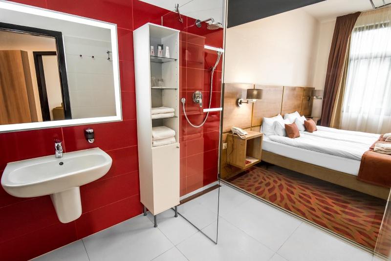 Junior Suite image 3