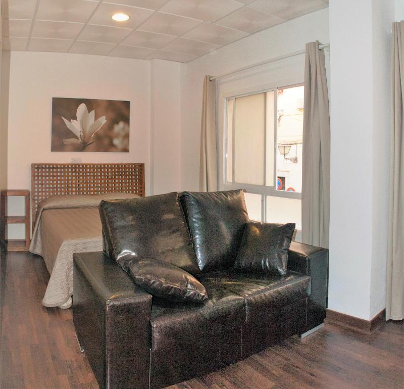 Deluxe Family Room image 1