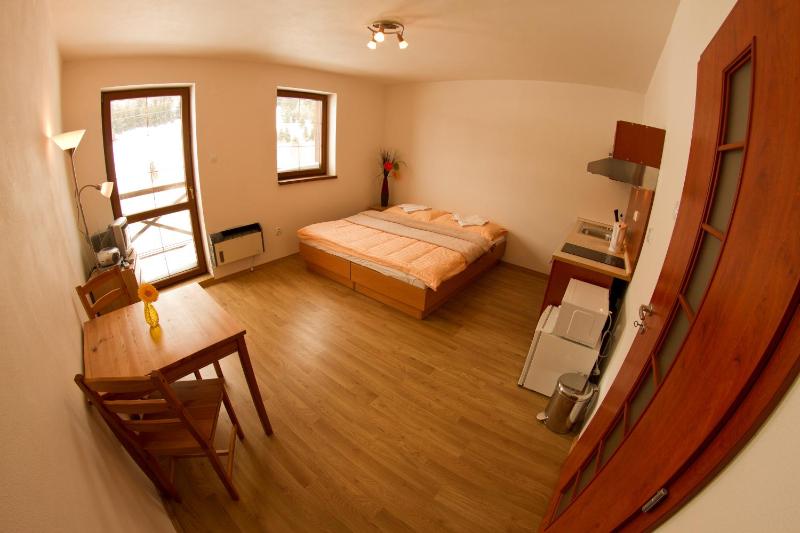 Apartment with Mountain View image 2