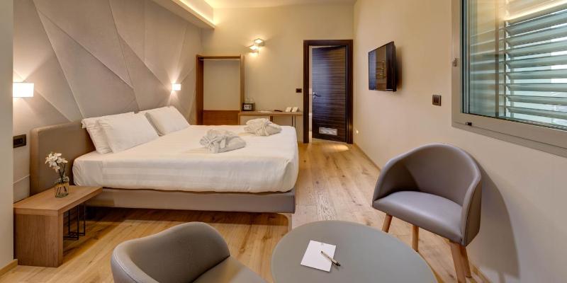 Junior Suite image 2