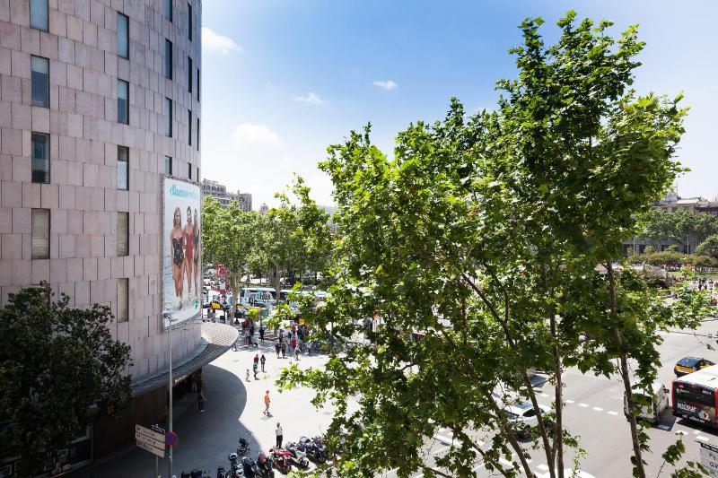 Akira Flats Plaza Catalunya Centric apartments - image 12
