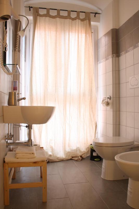 Double Room with Private Bathroom image 4