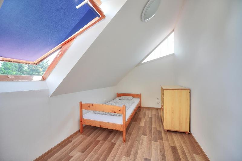 Three-Bedroom Apartment (6 Adults) image 4