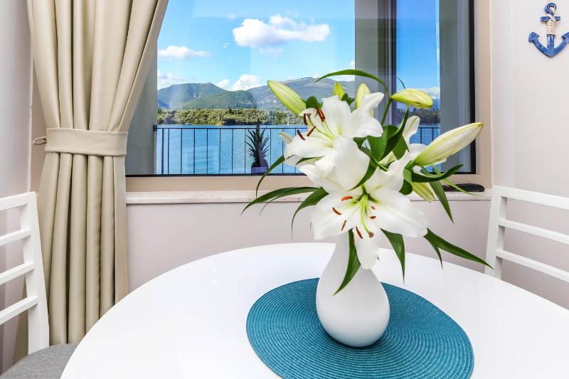 Apartments Maestral - image 6
