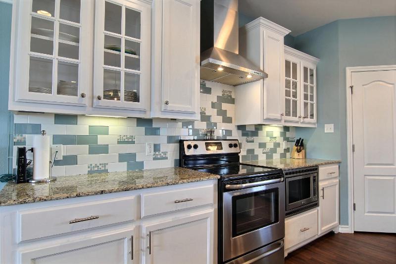 Three-Bedroom House image 2