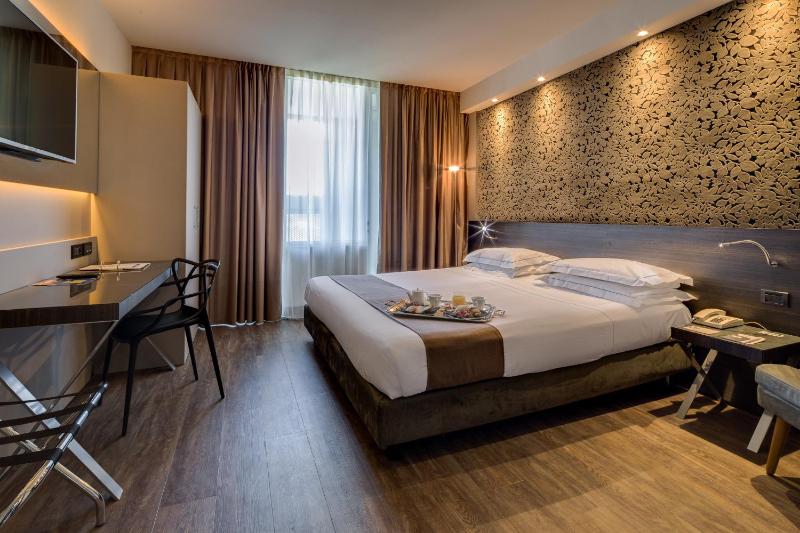 Best Western Plus Hotel Farnese - image 26