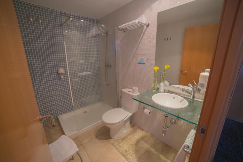 Triple Room image 1