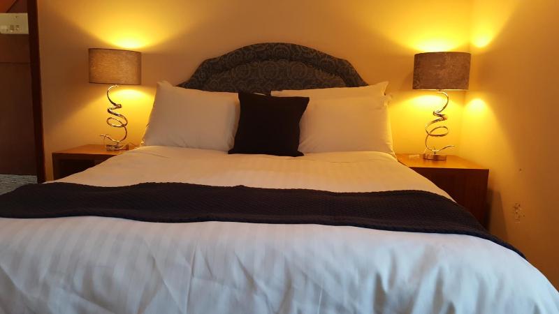 Double Room image 2