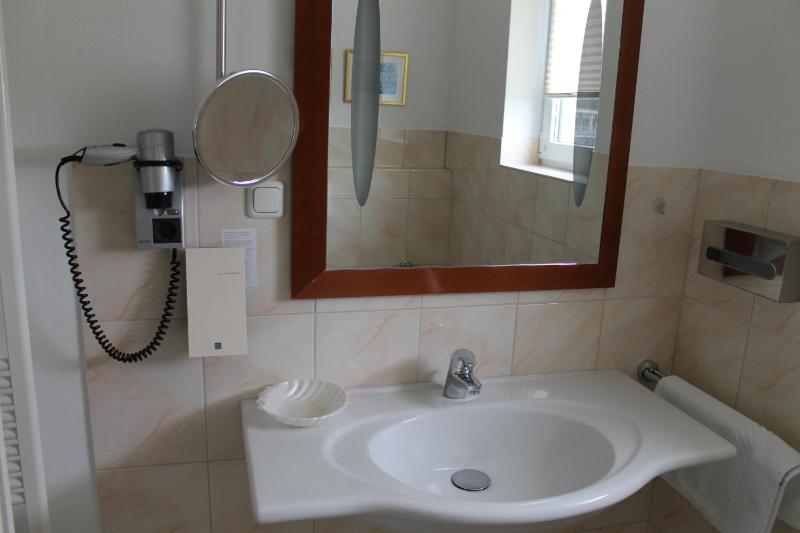 Junior Suite with Sea View image 4