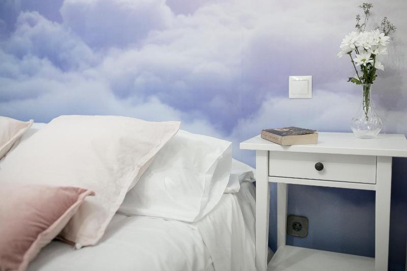 Double or Twin Room image 4