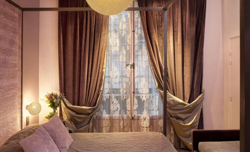 Double Room image 4