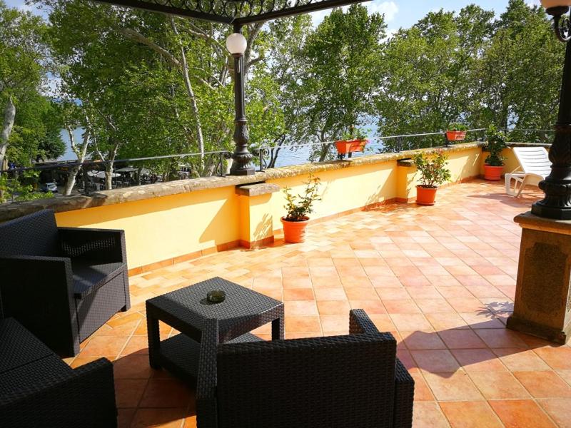 Junior Suite with Balcony image 4