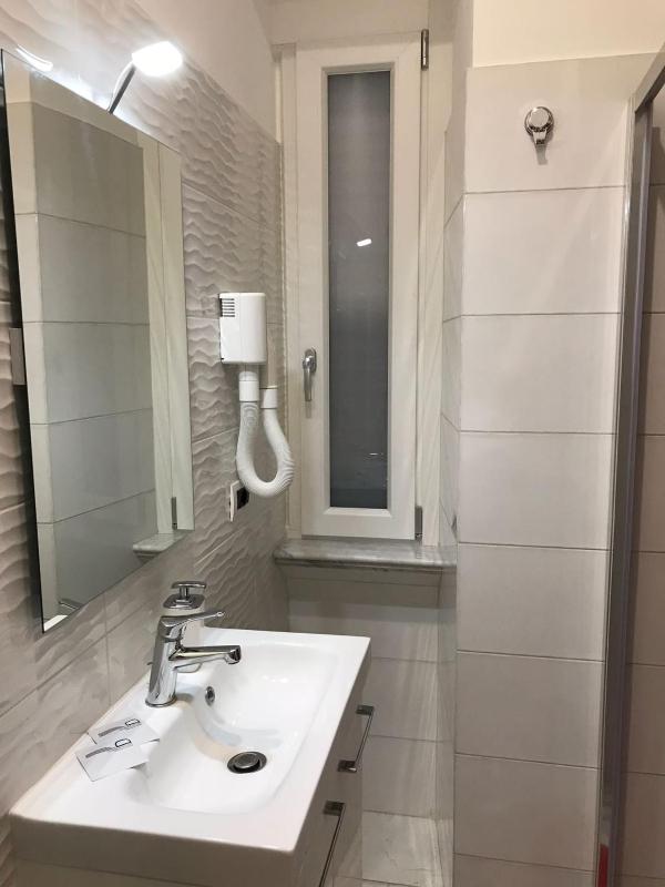 Double or Twin Room with Private Bathroom image 2