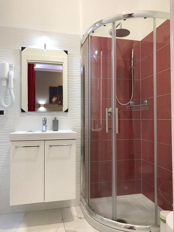 Double or Twin Room with Private Bathroom image 2