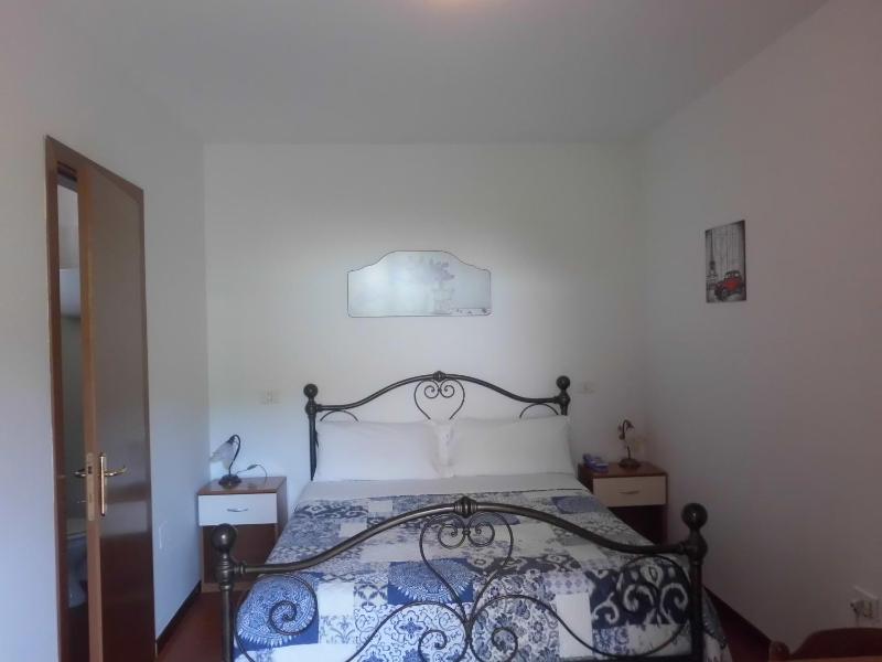 Double Room (1 Adult) with Air Conditioning image 1