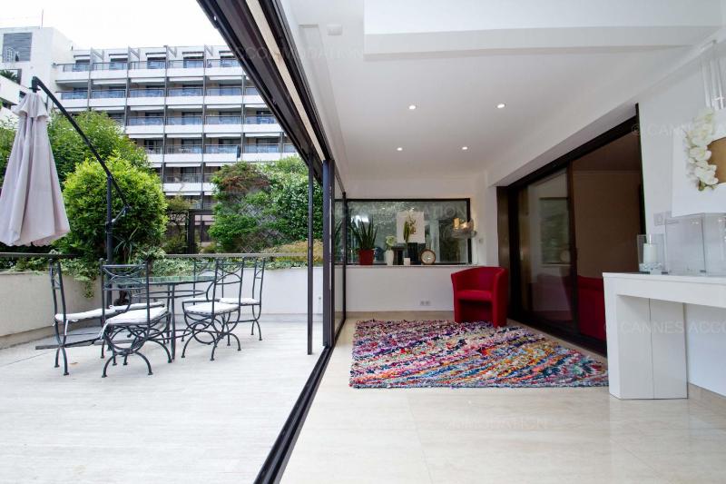 Apartment with Terrace image 3