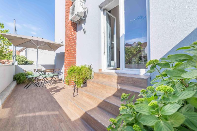 Apartment with Terrace image 1