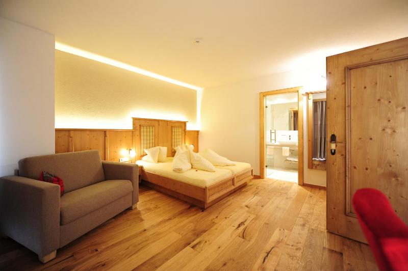 Three-Bedroom Apartment image 4