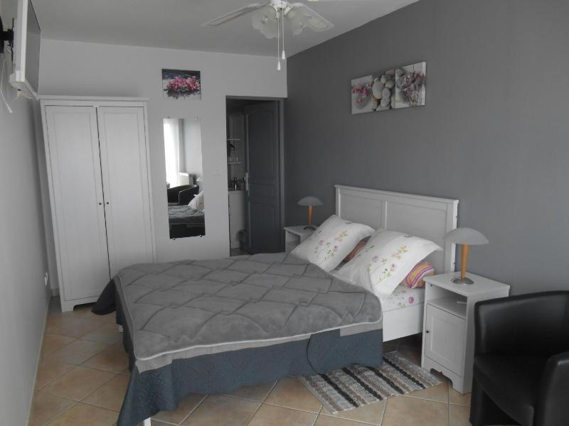 Double Room image 1