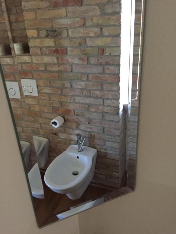 Double or Twin Room image 4