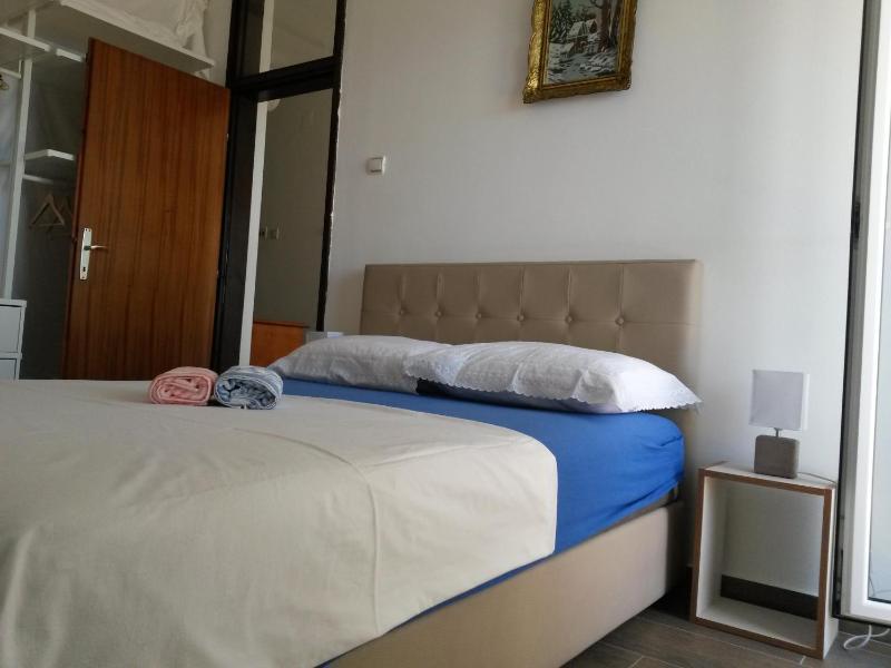 Apartment with Sea View image 2