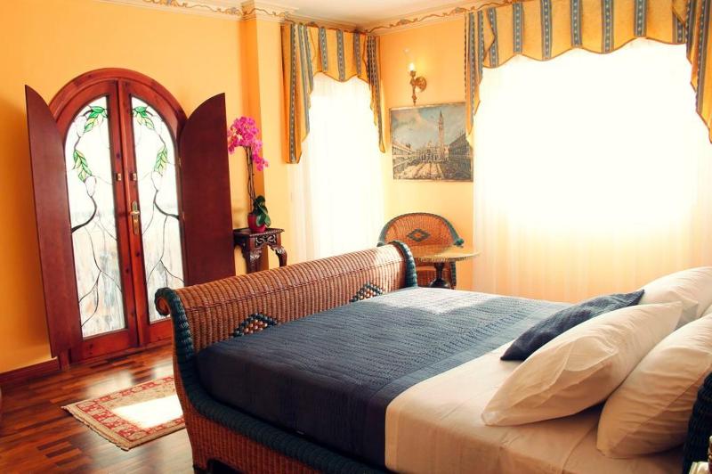 Classic Suite image 1