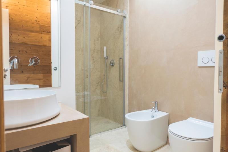 Double Room with Private Bathroom image 1