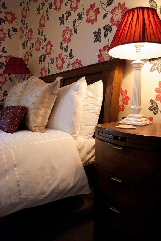 Standard Double Room image 4