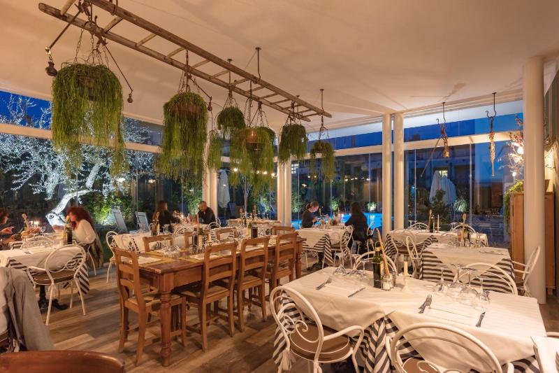 Hotel Maximilian - image 37