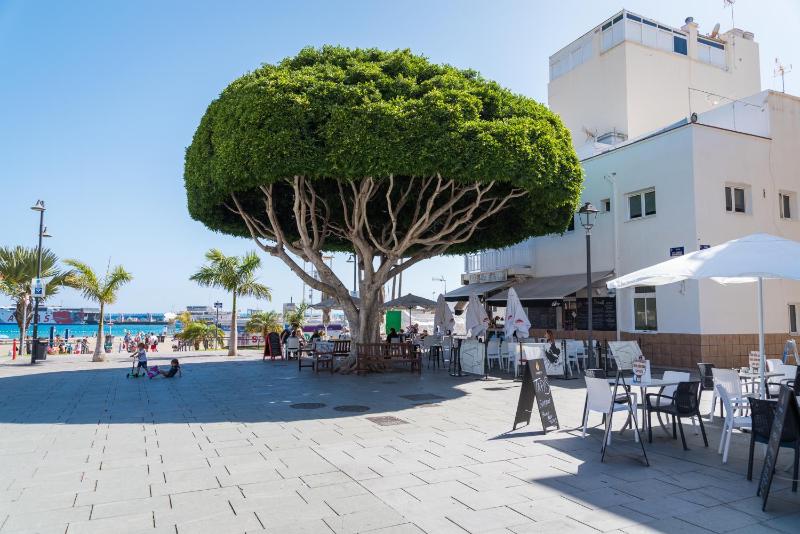 Modern Apartment Los Cristianos Center - image 16