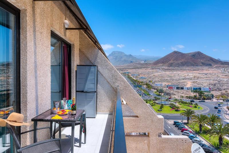 Modern Apartment Los Cristianos Center - image 43