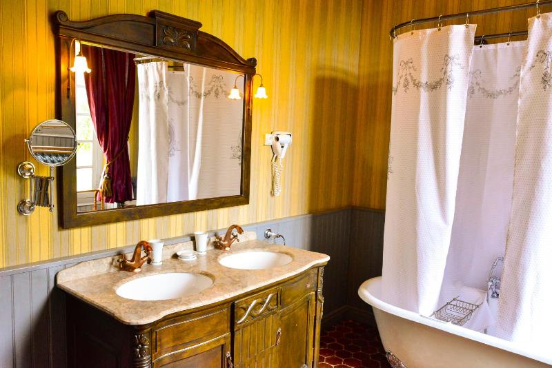 Anglaise Suite image 4
