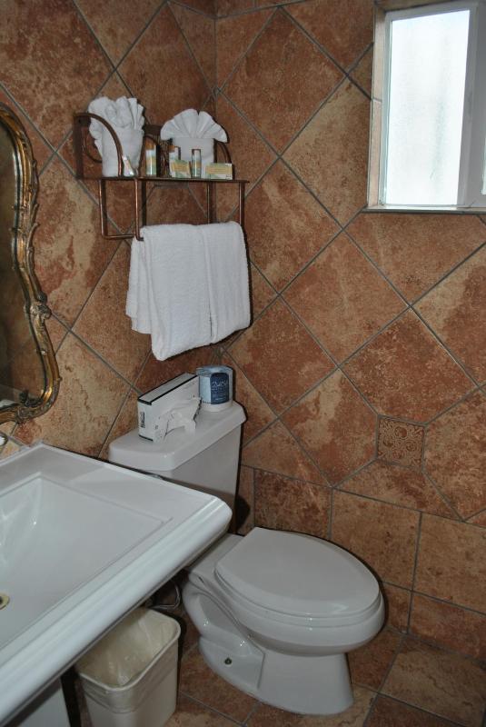 King Room image 2