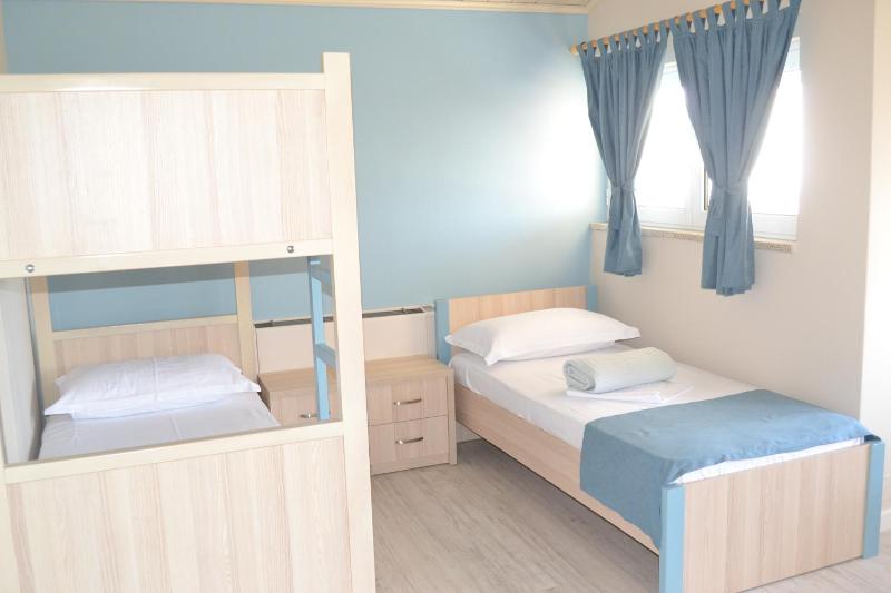 Standard Family Room image 4