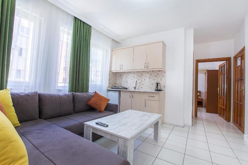 Bayram Apart Hotel - image 7