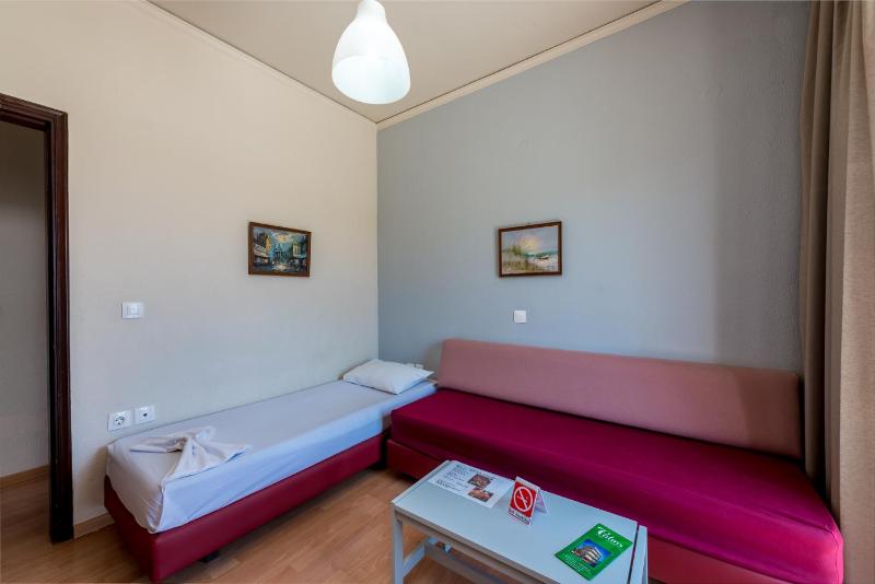 Two-Bedroom Apartment (2-4 Adults) image 4