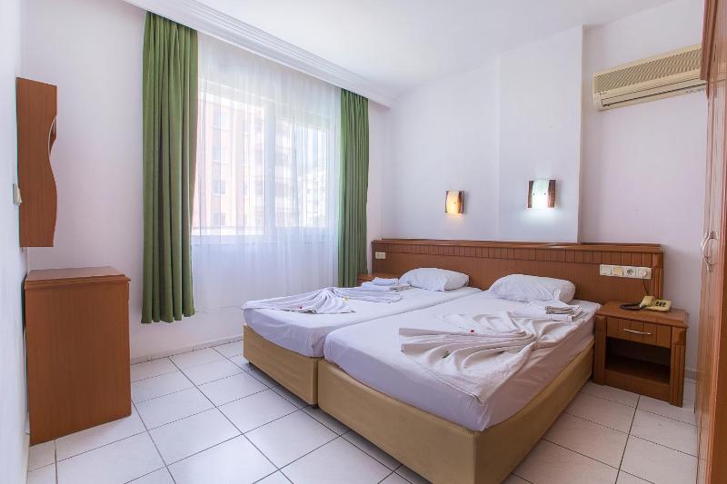 One-Bedroom Apartment image 3