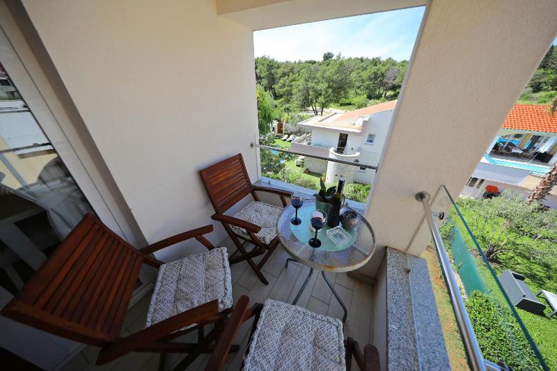 Two-Bedroom Apartment with Balcony image 2