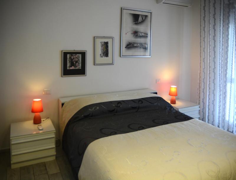 One-Bedroom Apartment image 2