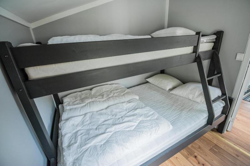 Modern Two-Bedroom Cottage image 4