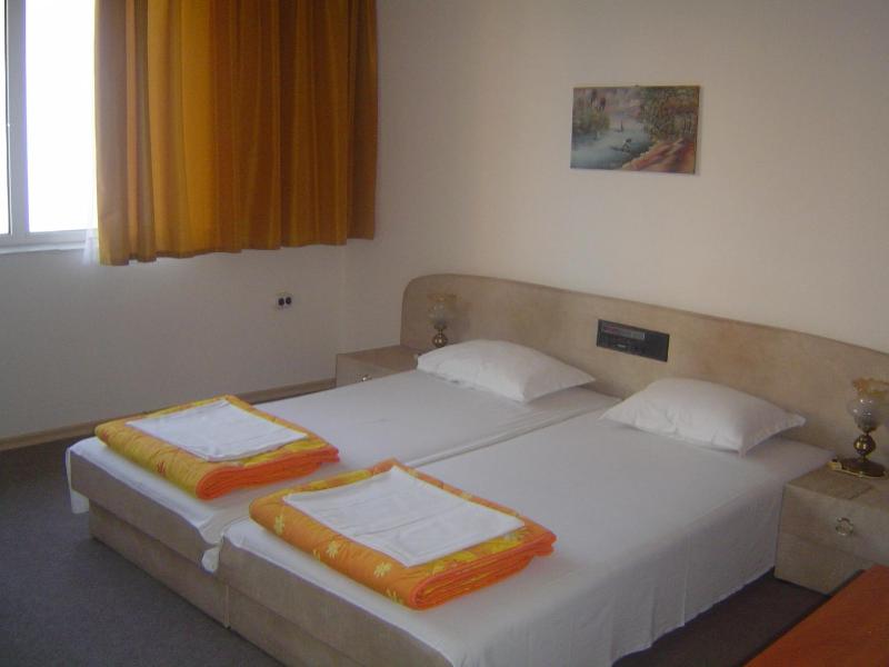 Guest House Dimovi - image 18