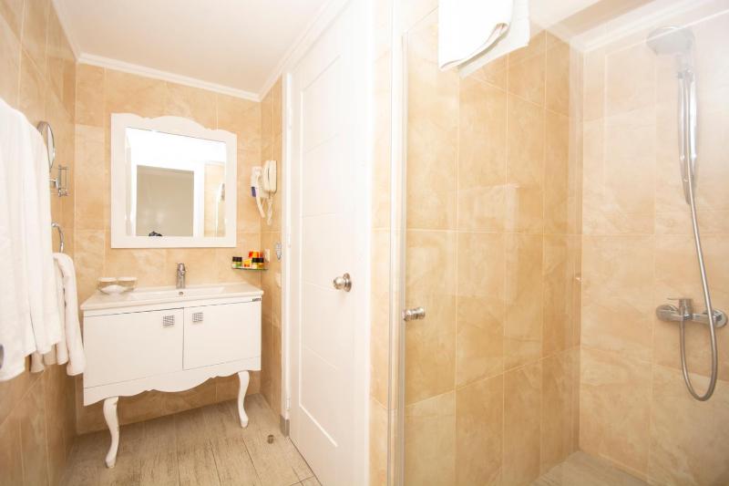 Amsterdam Suite - 2 Bedroom image 4