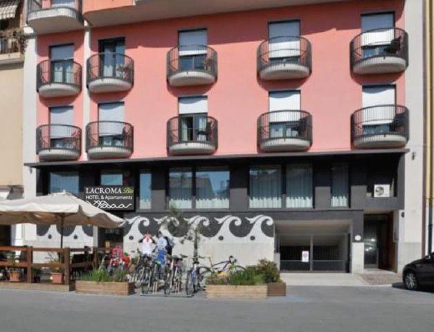 Lacroma Bio Hotel & Apartments - image 1