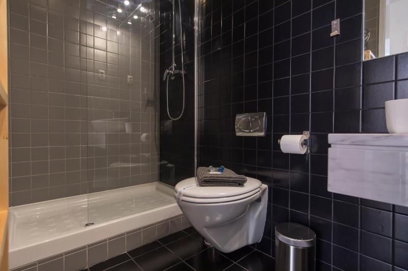 Apartment image 3