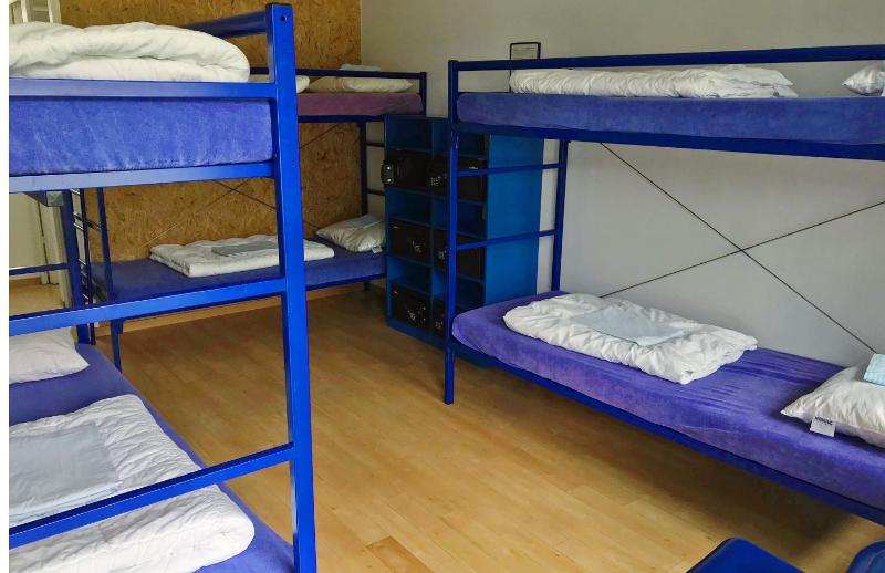Bed in 6-Bed Mixed Dormitory Room image 2