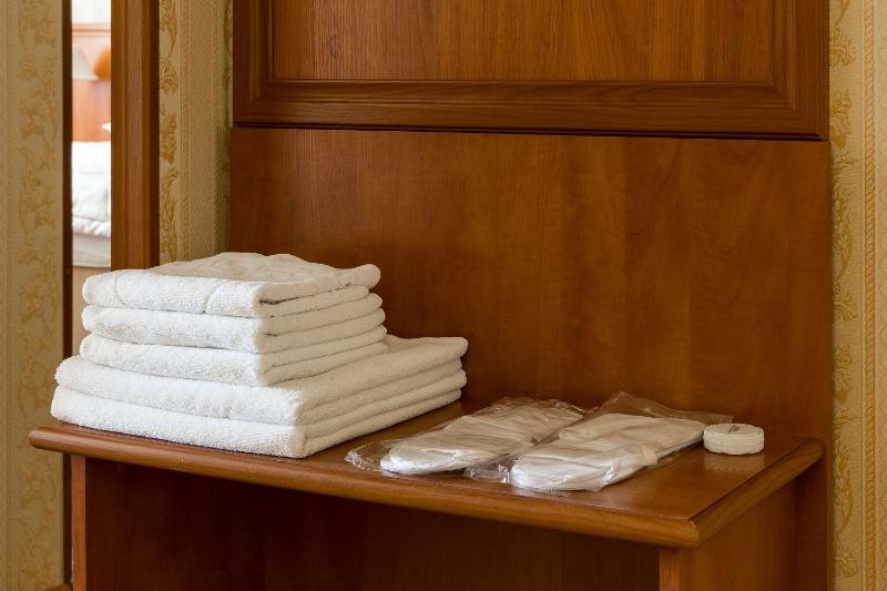Suite image 1