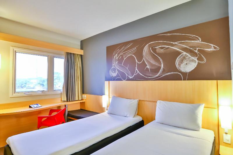 ibis Goiânia - image 18