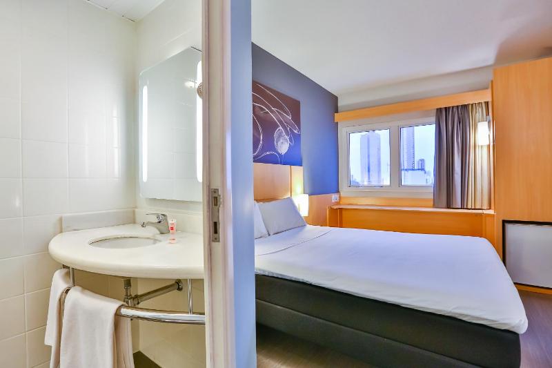ibis Goiânia - image 30