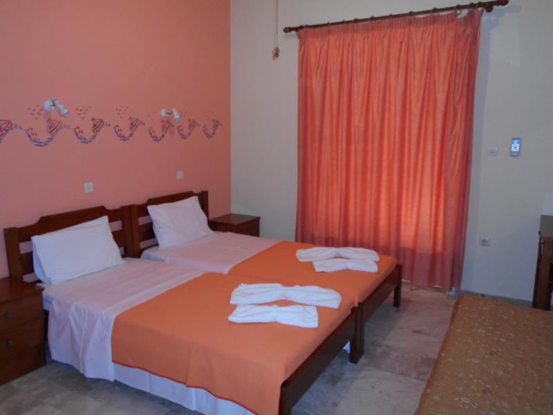 Family Room with Side Sea View image 2